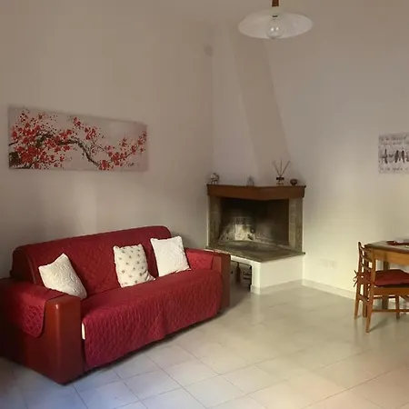 דירה Laura's House